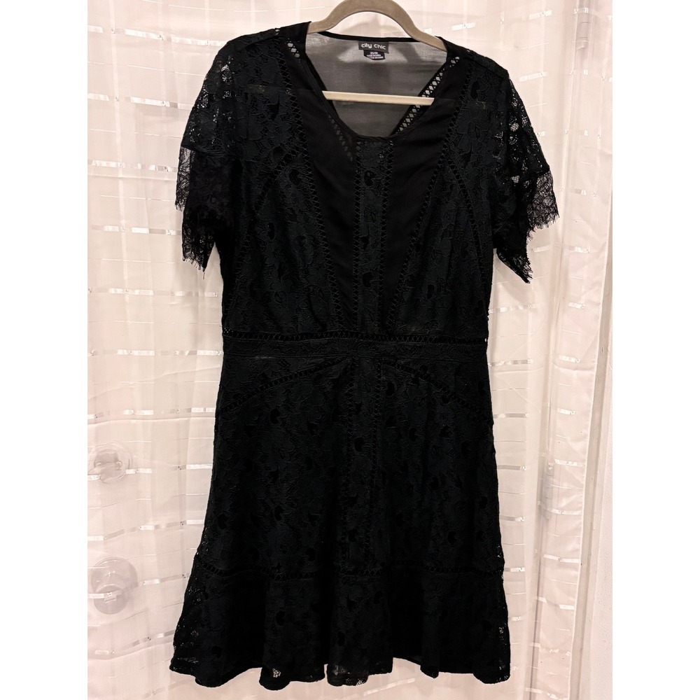 City Chic Black Lace V-Neck Mini Dress Short Sleeve Crochet Trim XS 14